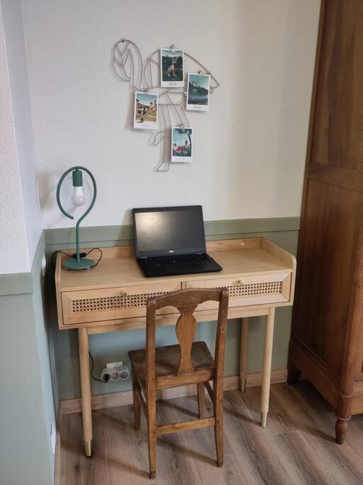 Grand Appartement Avec Jardin Bretenoux Екстериор снимка